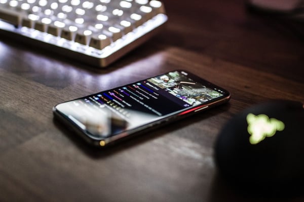 stream chat on iphone