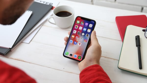 mobile marketing social media device