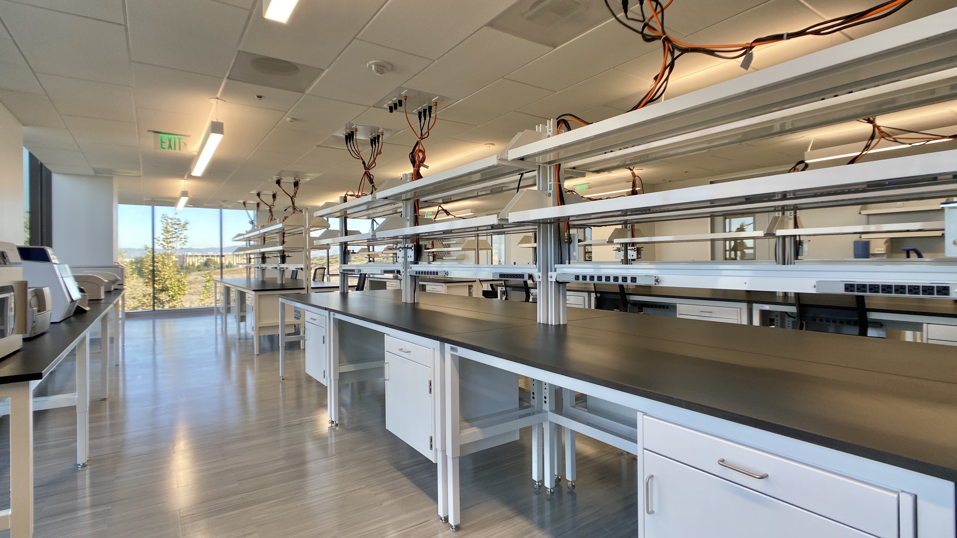 Incubators / Lab Space Providers